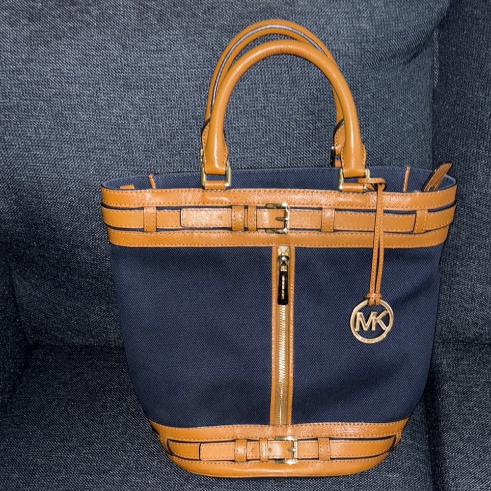 Michael Kors Navy canvas and leather lining Tote Bag/Special edition